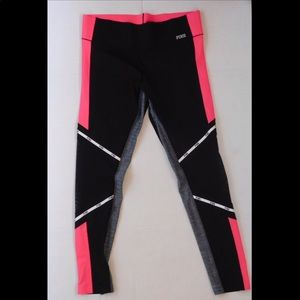 VS Pink Ultimate Leggings (Large)